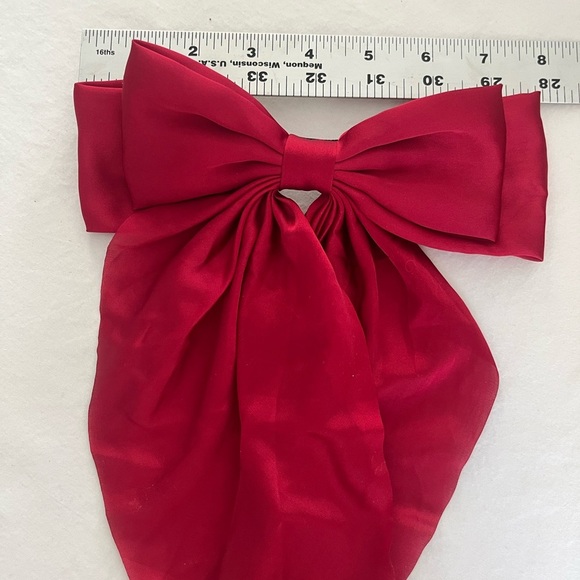 Elegant Red Satin large hair Bow barrette coquette fairycore sabrina carpenter - Picture 4 of 5